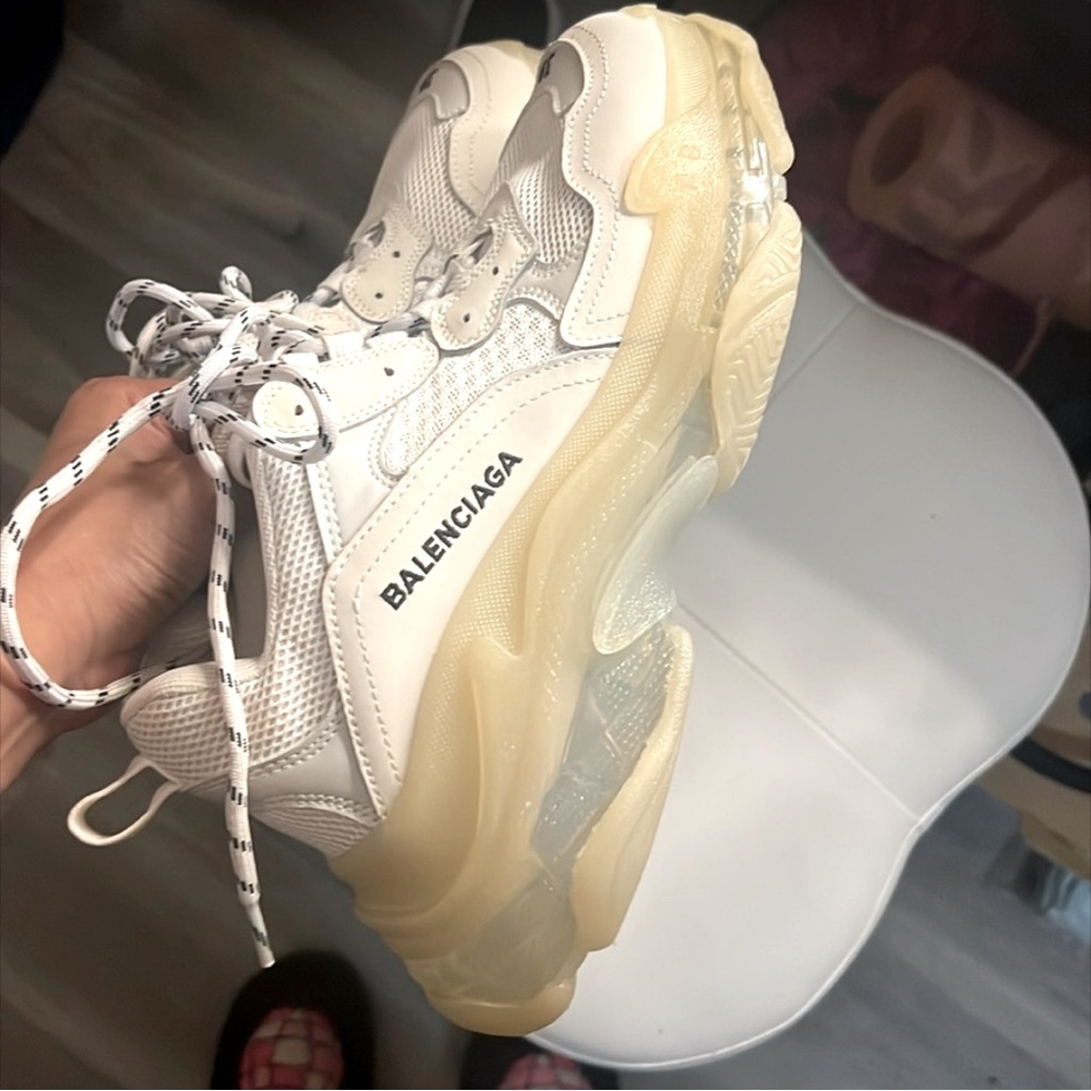 Balenciaga triple s chunky sneaker